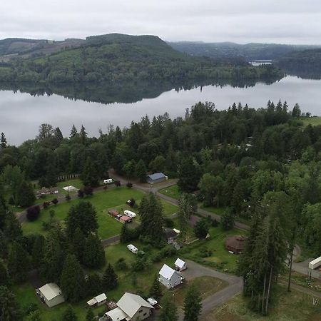 Romantic Cozy Cabin Walk To Lake Hot Tub Bikes Kayaks Grill Onalaska Екстер'єр фото